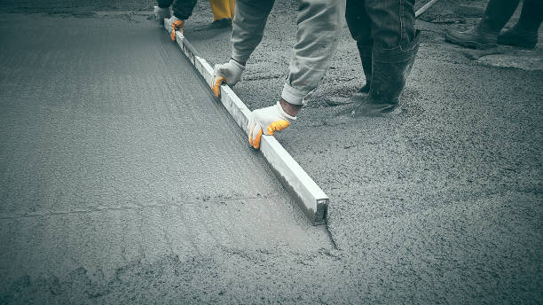 Best Concrete Slab Construction in Labarque Creek, MO